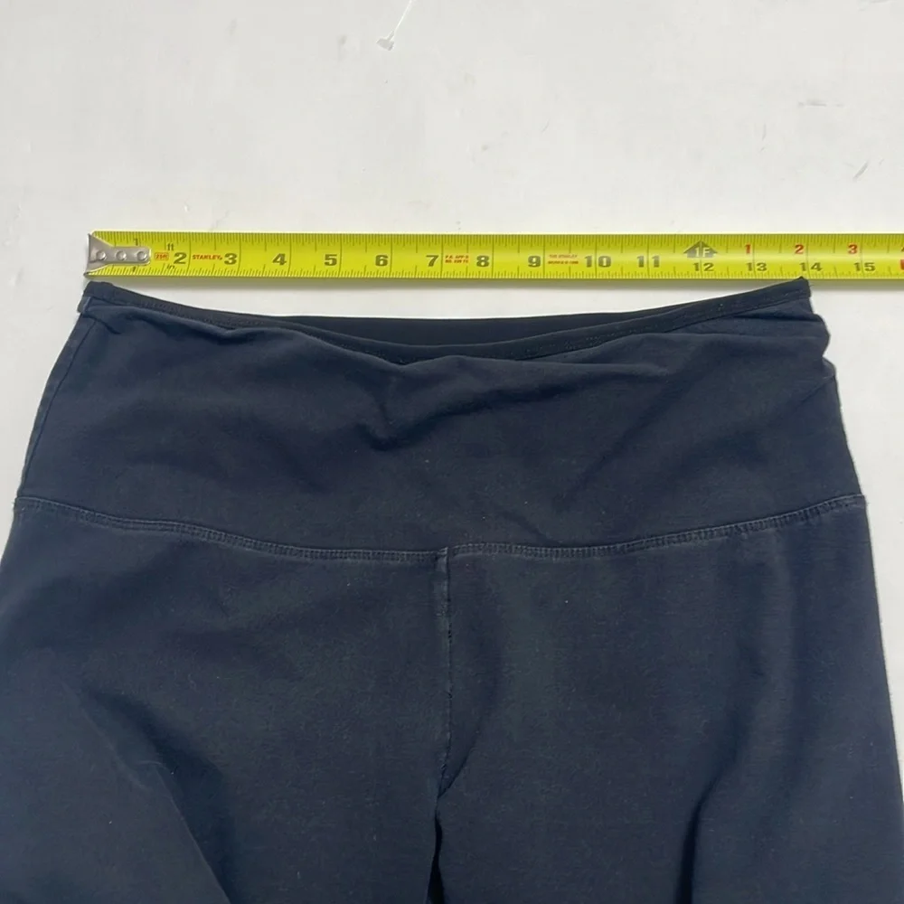 SOFT SURROUNDINGS ruched leg capri leggings - Picture 6 of 6